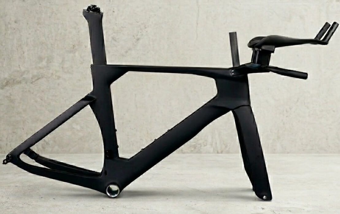 Cadre vélo carbone sur mesure HypeBike, comparaison drapage monocoque et tube à tube