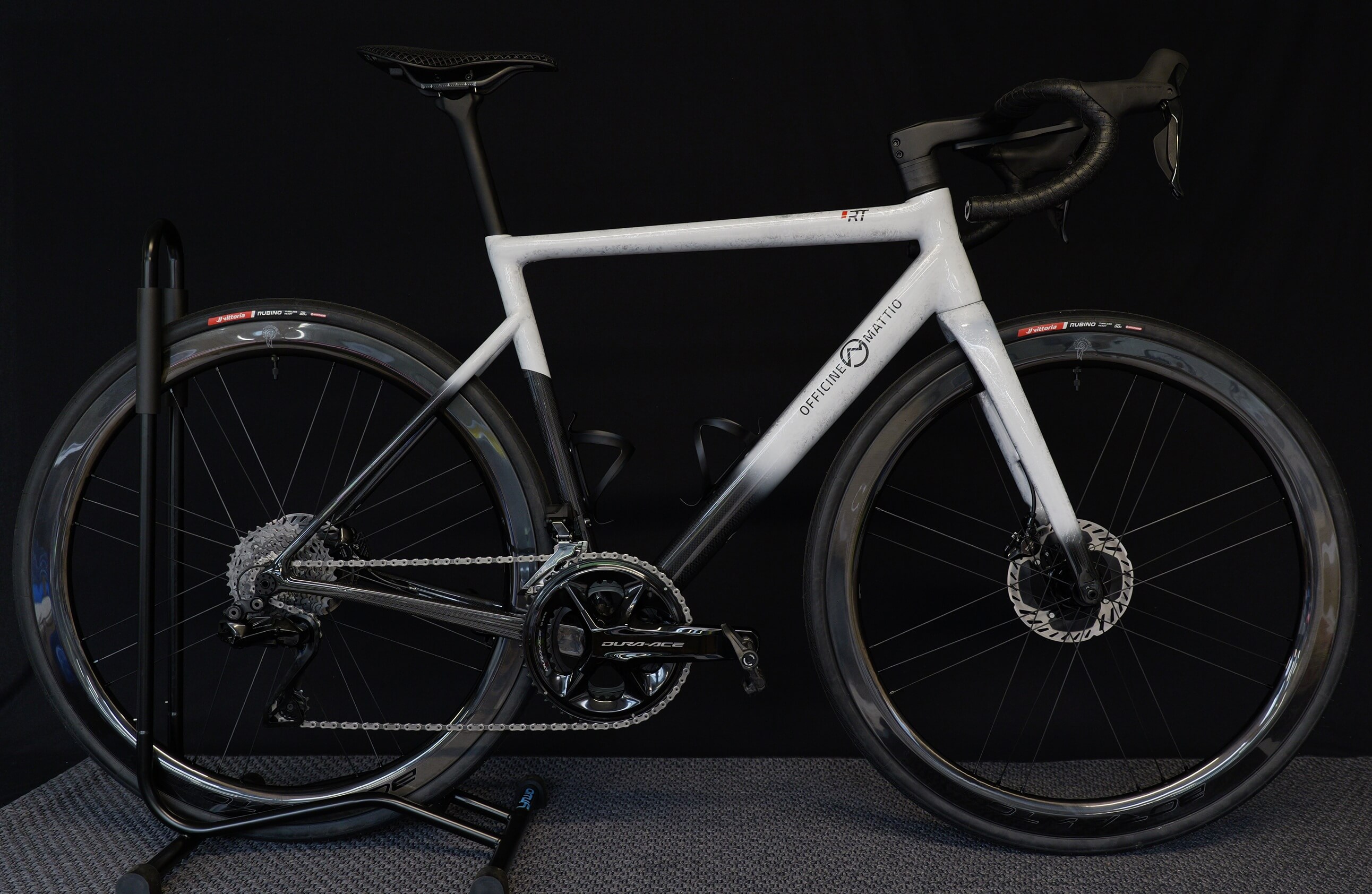 Montage vélo à la carte dans l'atelier HypeBike près de Toulouse
